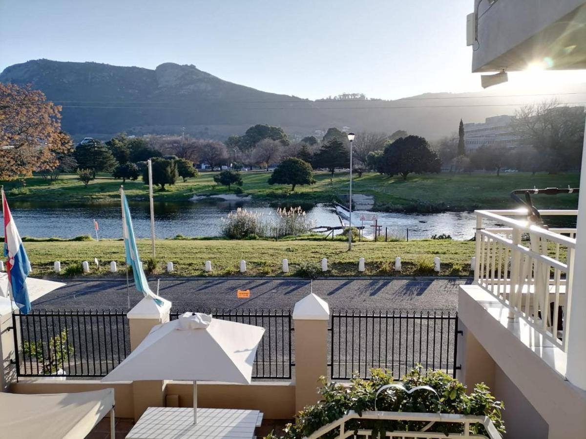 Sunset Boulevard Riverlodge Paarl Exterior foto