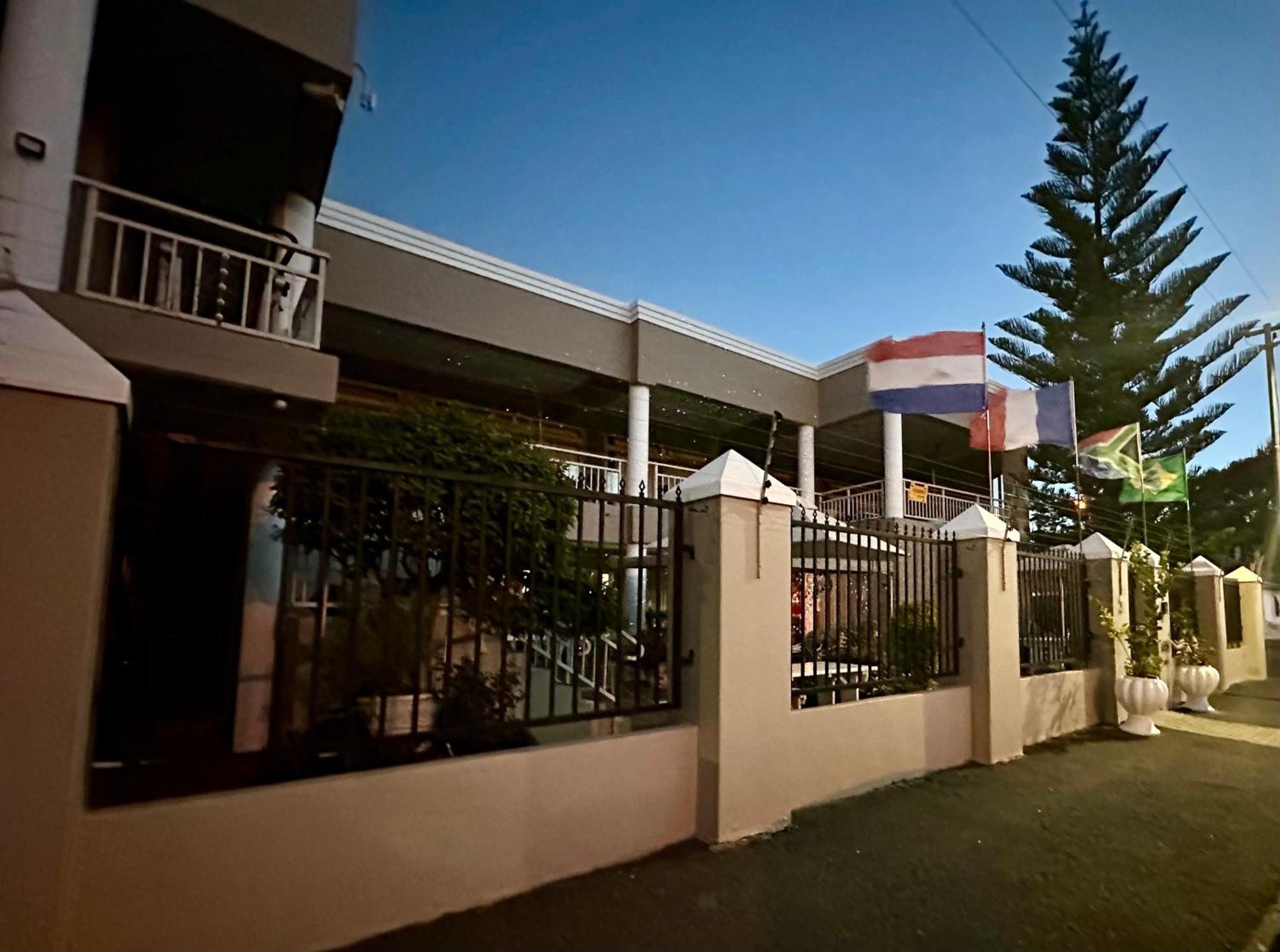 Sunset Boulevard Riverlodge Paarl Exterior foto